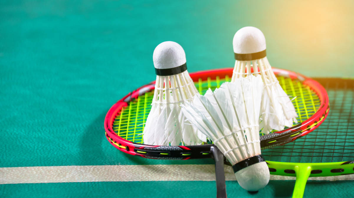 显得多么诡 显得多么诡