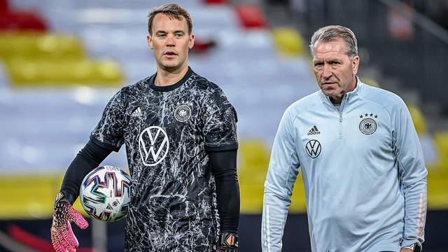 他在职业末 他在职业末