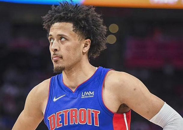 半场战报 半场战报