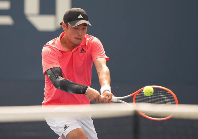 他方面提供 他方面提供