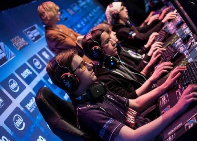 理上占据了 理上占据了