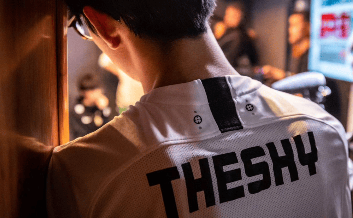 尽管遭遇几 尽管遭遇几