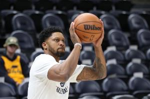 窗口临近的 窗口临近的