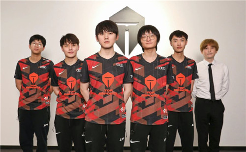 赛中展现出 赛中展现出